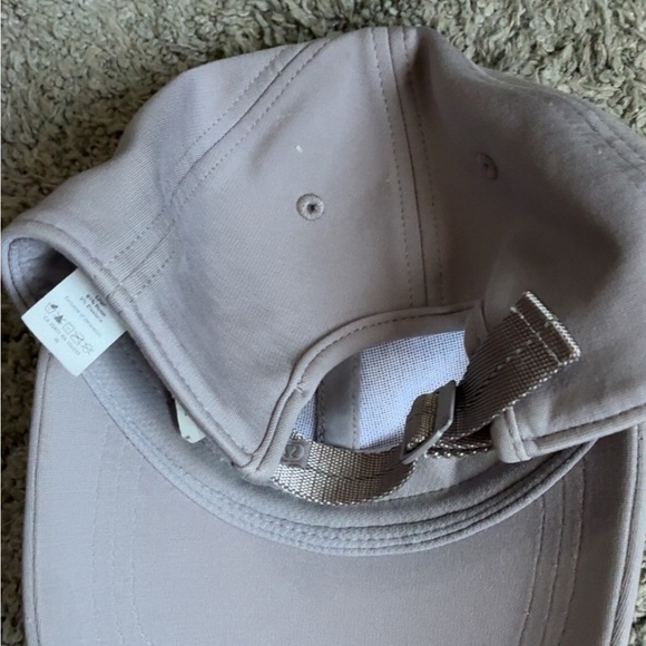 Light gray lululeamon Baseball Cap - Picture 2 of 4